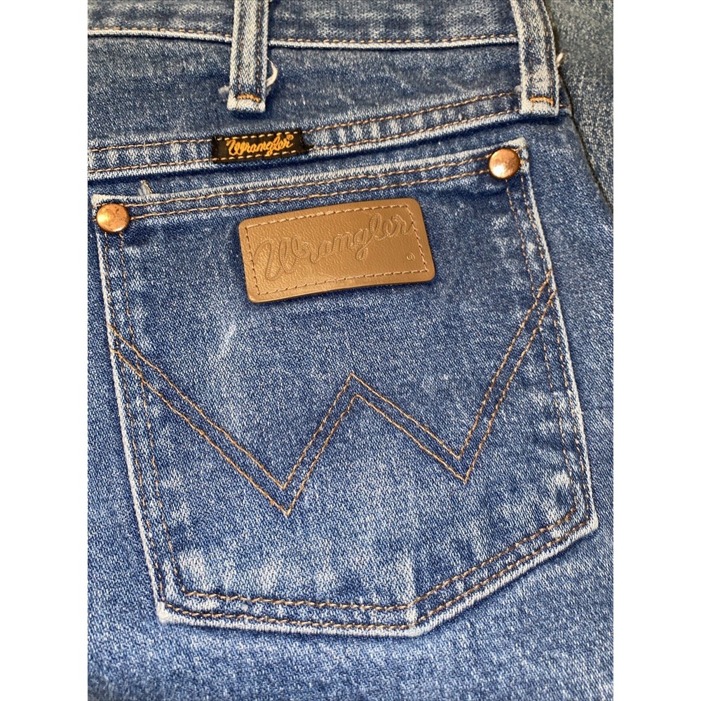 Vintage Mens Wrangler Blue Jeans Size  36x33 Cowboy Cowgirl Bootcut